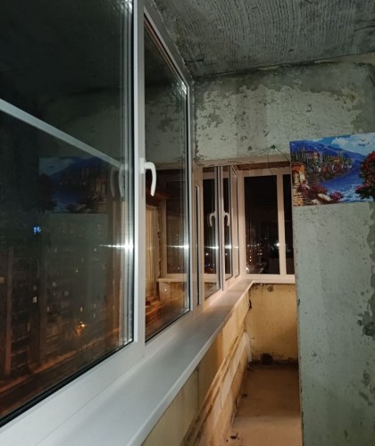 Остекление лоджии на последнем этаже