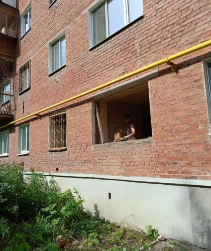 Установка двух окон на первом этаже