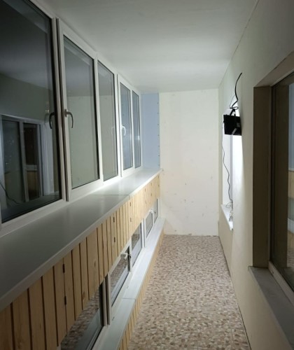 Установка лоджии с отделкой