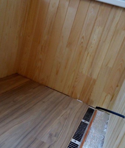 Теплый балкон c остекление из профиля Века 70