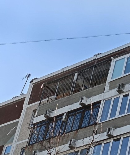 Остекление лоджии на последнем этаже