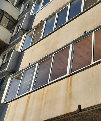 Остекление шестиметровой лоджии с отделкой