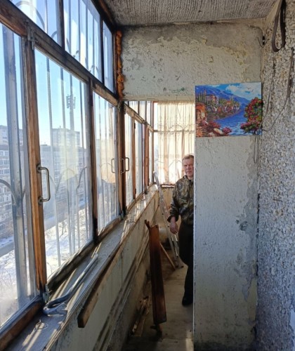 Остекление лоджии на последнем этаже