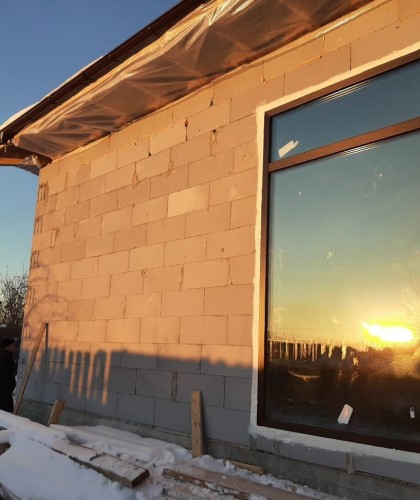 Монтаж окон с ламинацией профиля