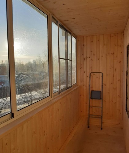 Остекление шестиметровой лоджии с отделкой