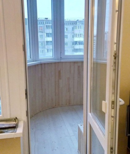 Установка и обшивка вагонкой балкона по радиусу