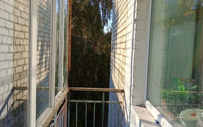 Установка легкого раздвижного балкона 0