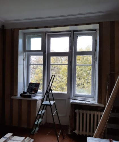 Остекление высокого балкона в историческом здании