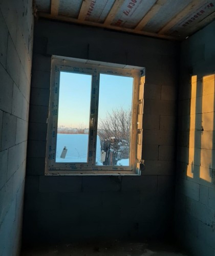 Монтаж окон с ламинацией профиля