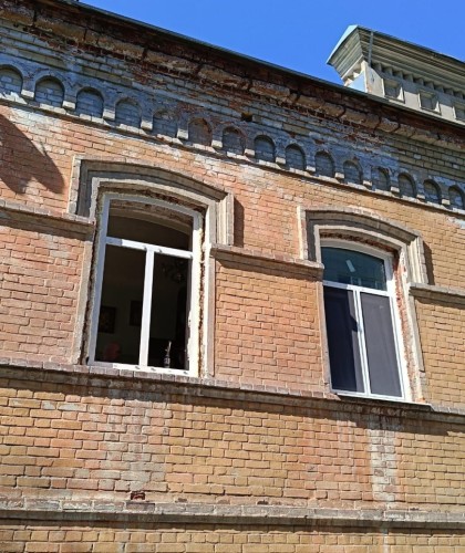 Монтаж арочных окон в доме-памятнике