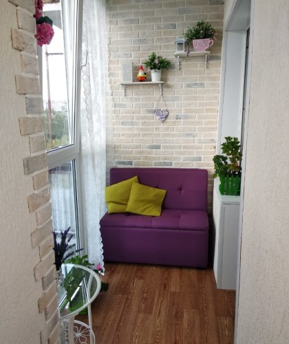 Остекление и благоустройство балкона