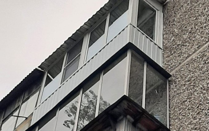 Теплое остекление балкона, профиль Века. Отделка 6