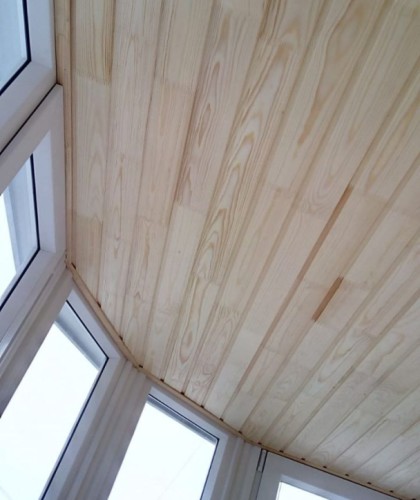 Установка и обшивка вагонкой балкона по радиусу