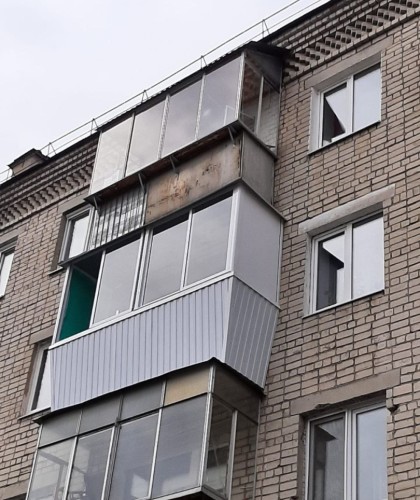 Установка балконного блока и балкона с выносом