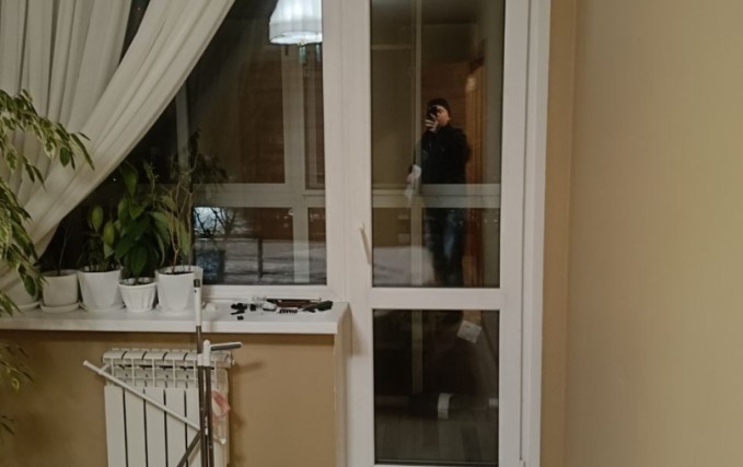 Французский балкон с крышей 6