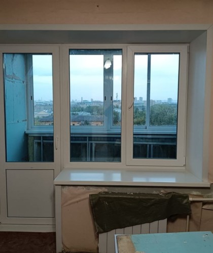 Балконный блок из пятикамерного профиля Veka