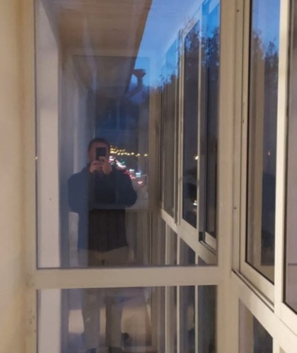 Французский алюминиевый балкон, с остеклением в пол