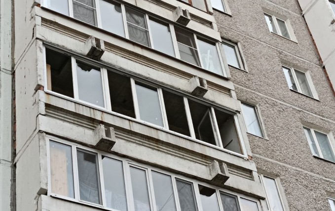  Установка полутеплой лоджии  0