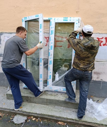 Установка трех окон из профиля Veka