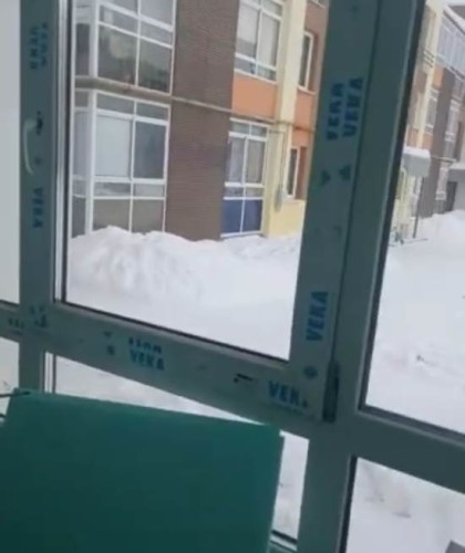 Остекление и переделка балкона в рабочее пространство