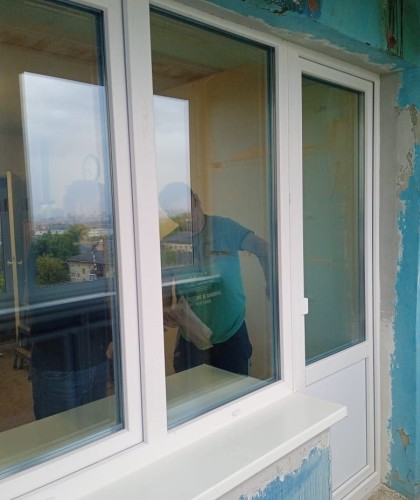 Балконный блок из пятикамерного профиля Veka