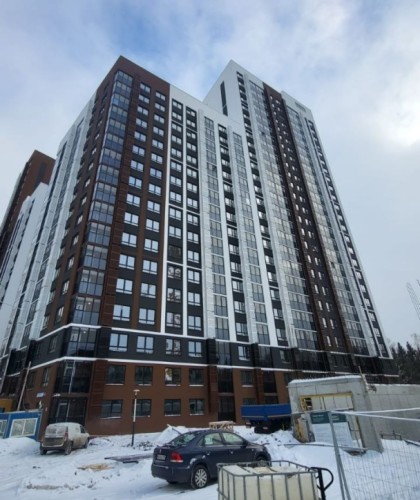 Остекление балконов, установка входных групп и дверей  в ЖК "Ботаника LIFE"