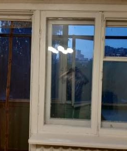 Монтаж, обшивка балкона, установка полочки