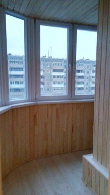 Установка радиального балкона с обшивкой