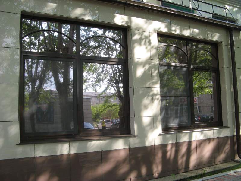 Кафе, город Реж